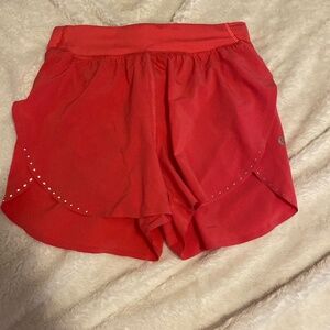 Women’s Lululemon Fast and Free shorts 3” lipgloss